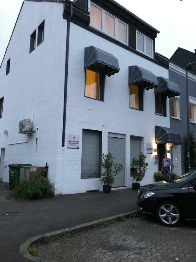 Pension Pagalies Dusseldorf Ngoại thất bức ảnh